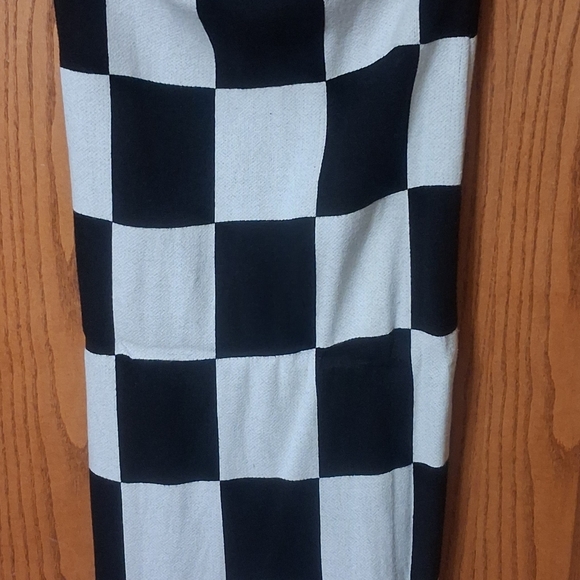 Dressed In Lala - Picture 2 of 3